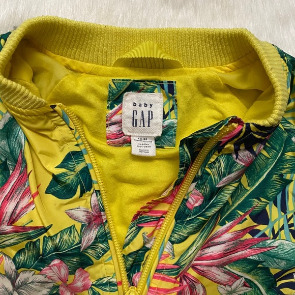 Baby gap full zip up light jacket - Picture 3 of 3